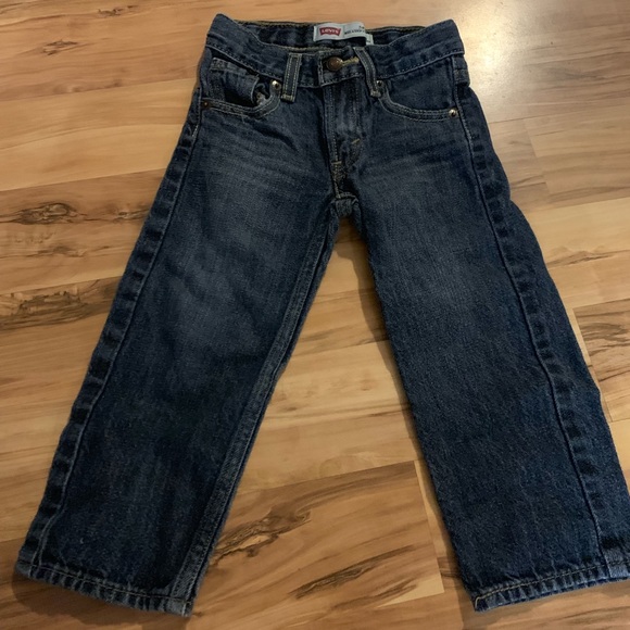 levi's 549 relaxed straight